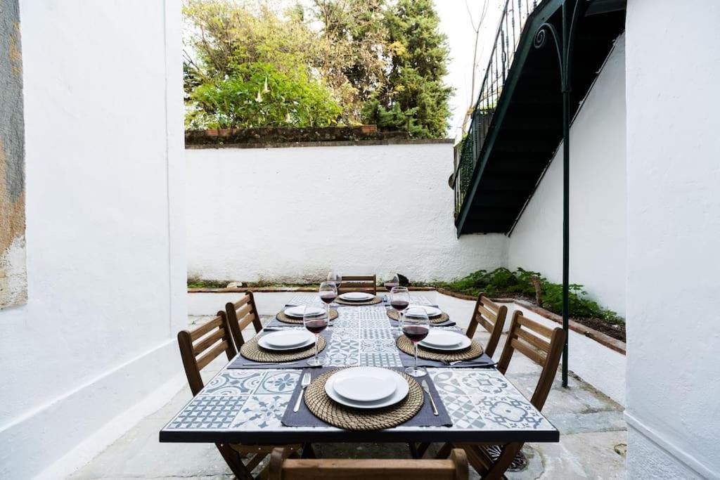 Ola Lisbon - Rato II Apartment Exterior photo